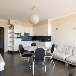 Appartement Cozy With Amazing Seaview - Perfect For 5 People T79, Oostende