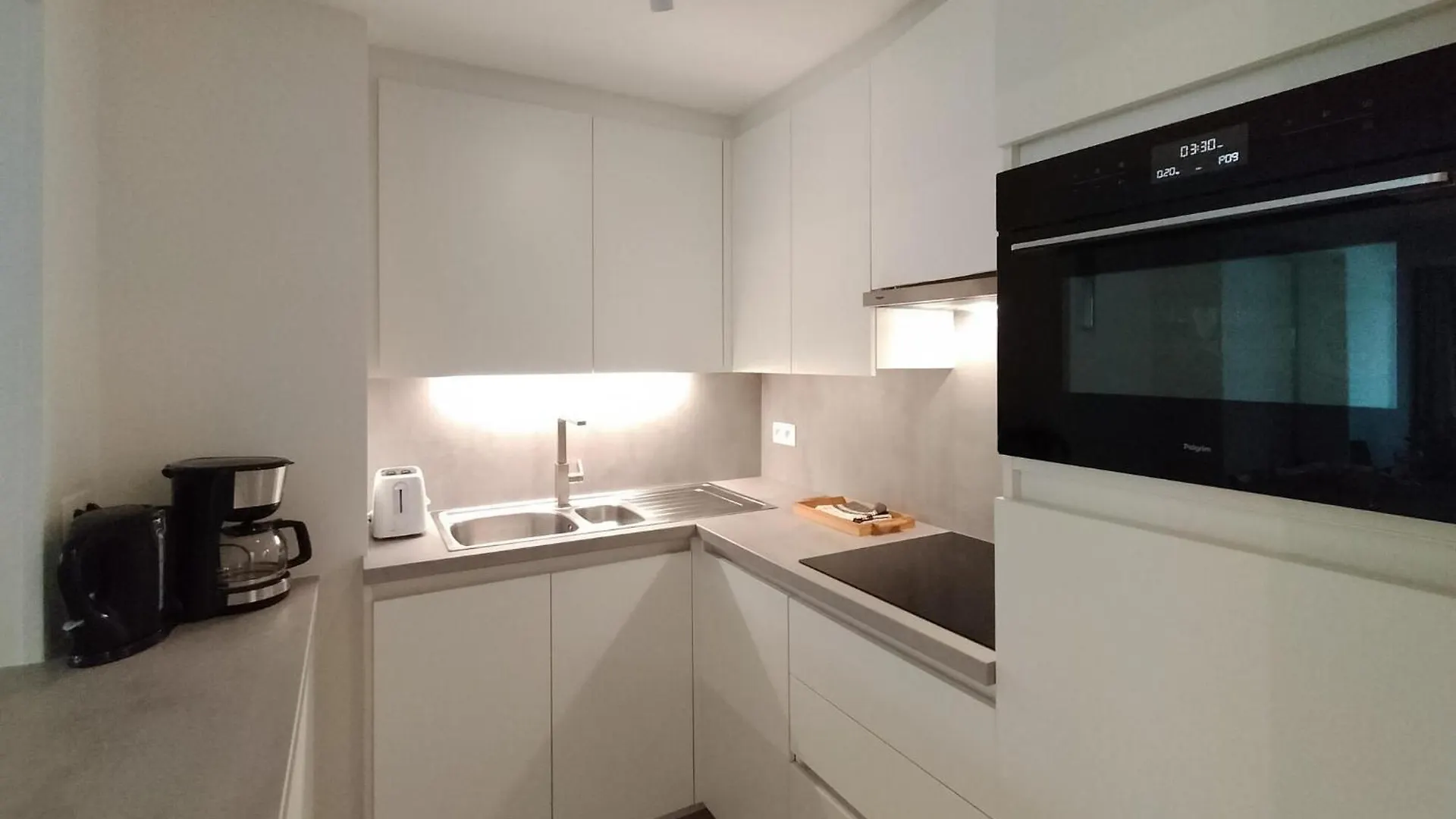 Gorgeous Apartment In Oostende With Kitchen Ostend